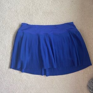 Pleated blue lululemon tennis skirt